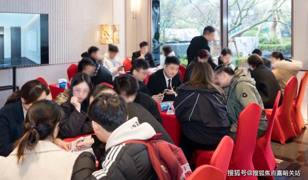 心电话→楼盘百科→首页网站→楼盘百科→首页网站→24小时热线电话j9九游会真人游戏第一保利虹桥和著售楼处电线保利虹桥和著售楼中(图15)